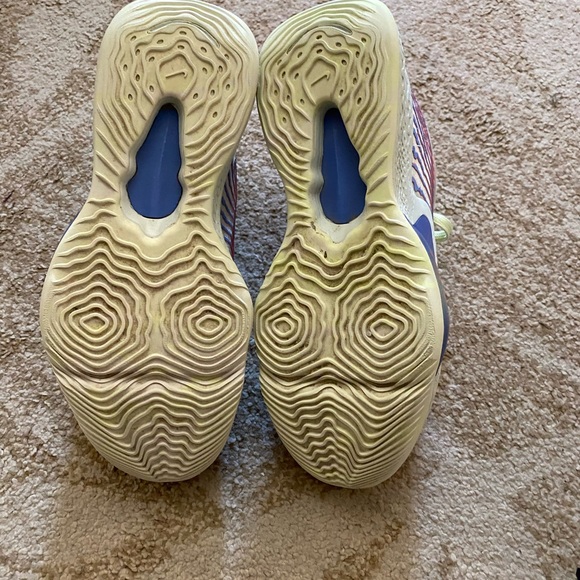 Nike size 7 - Picture 2 of 9